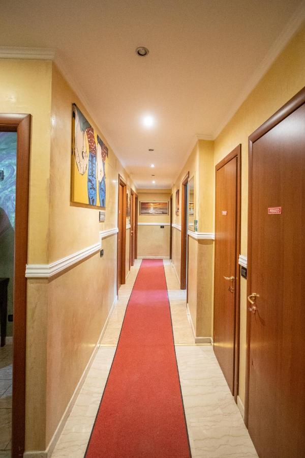 روما B&B Colorful Suite Yard المظهر الخارجي الصورة